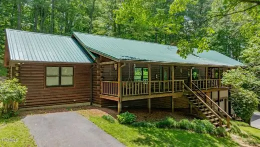 Front of the log home